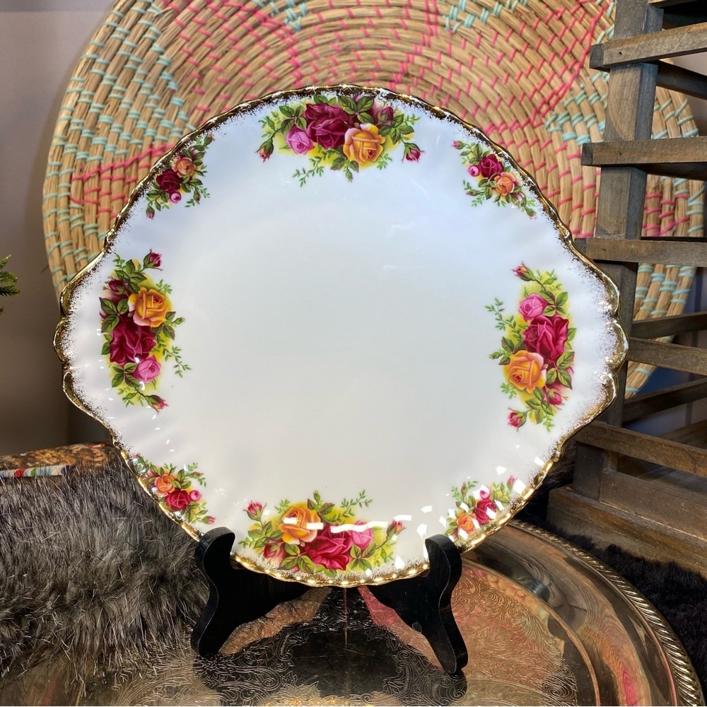 ROYAL ALBERT OLD COUNTRY ROSES 2 HANDLED CAKE PLATE 10” VINTAGE EUC